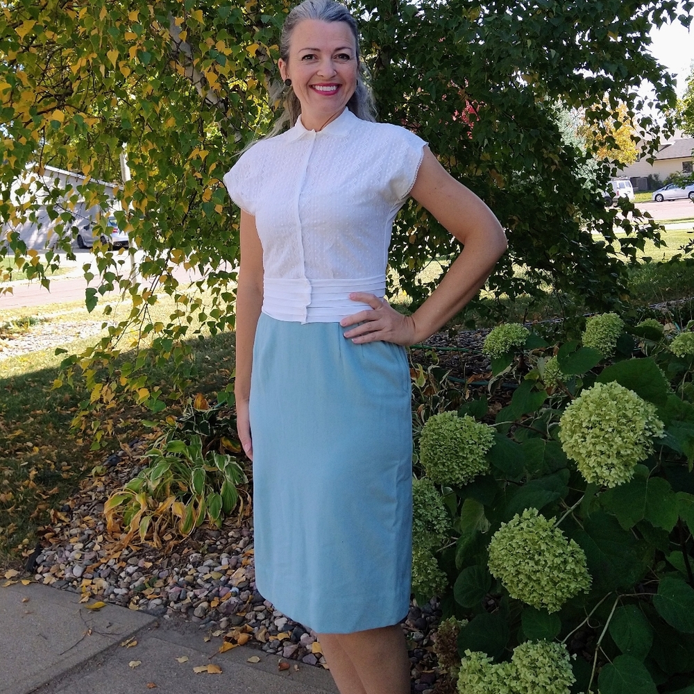 1960's WOOL PENCIL SKIRT hadley sky blue S
